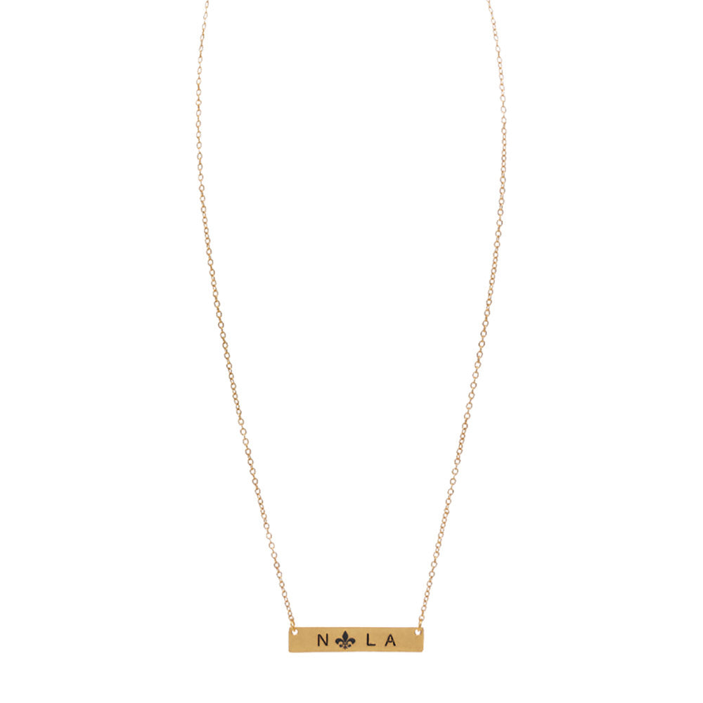 Jet Black Mardi Gras Fleur de Lis Pointed Nola Message Pendant Necklace, is perfect for Mardi Gras events. Made from durable material, this necklace features a colorful Fleur de Lis pendant with a Nola message. Show off your festive spirit in style with this eye-catching necklace. A perfect festive gift for family and friends.