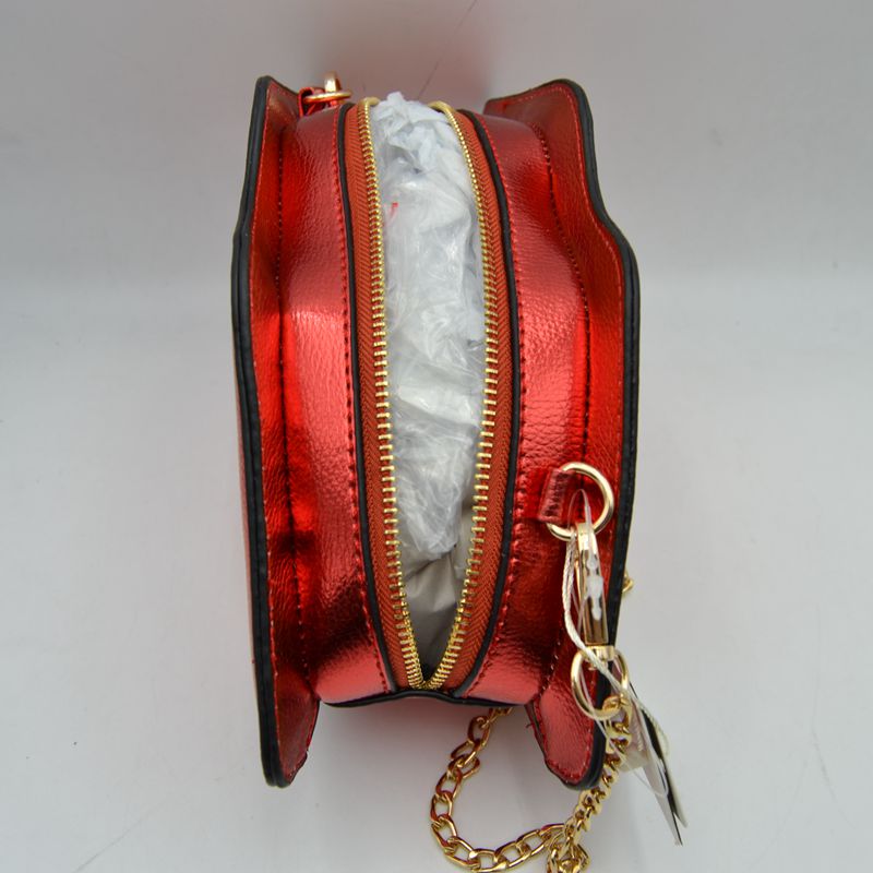 Metallic Lip Shaped Crossbody Bag with Chain Strap - Red - Cross Body Bag