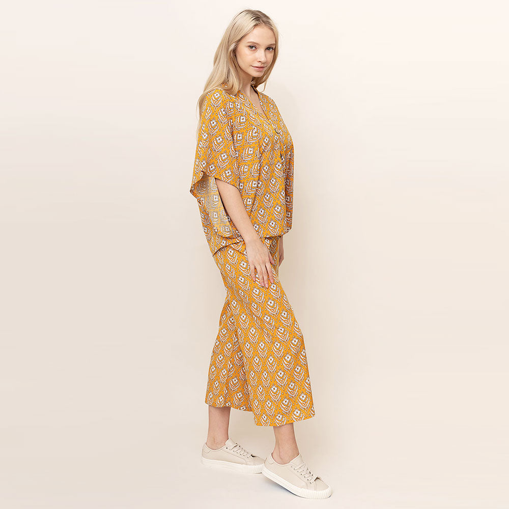 Madeline Love Yellow Floral Print Pants - Apparel - desc