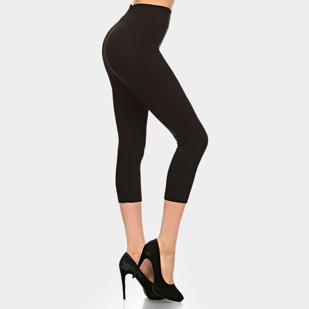 Madeline Love Black Solid high waist midi leggings - Apparel