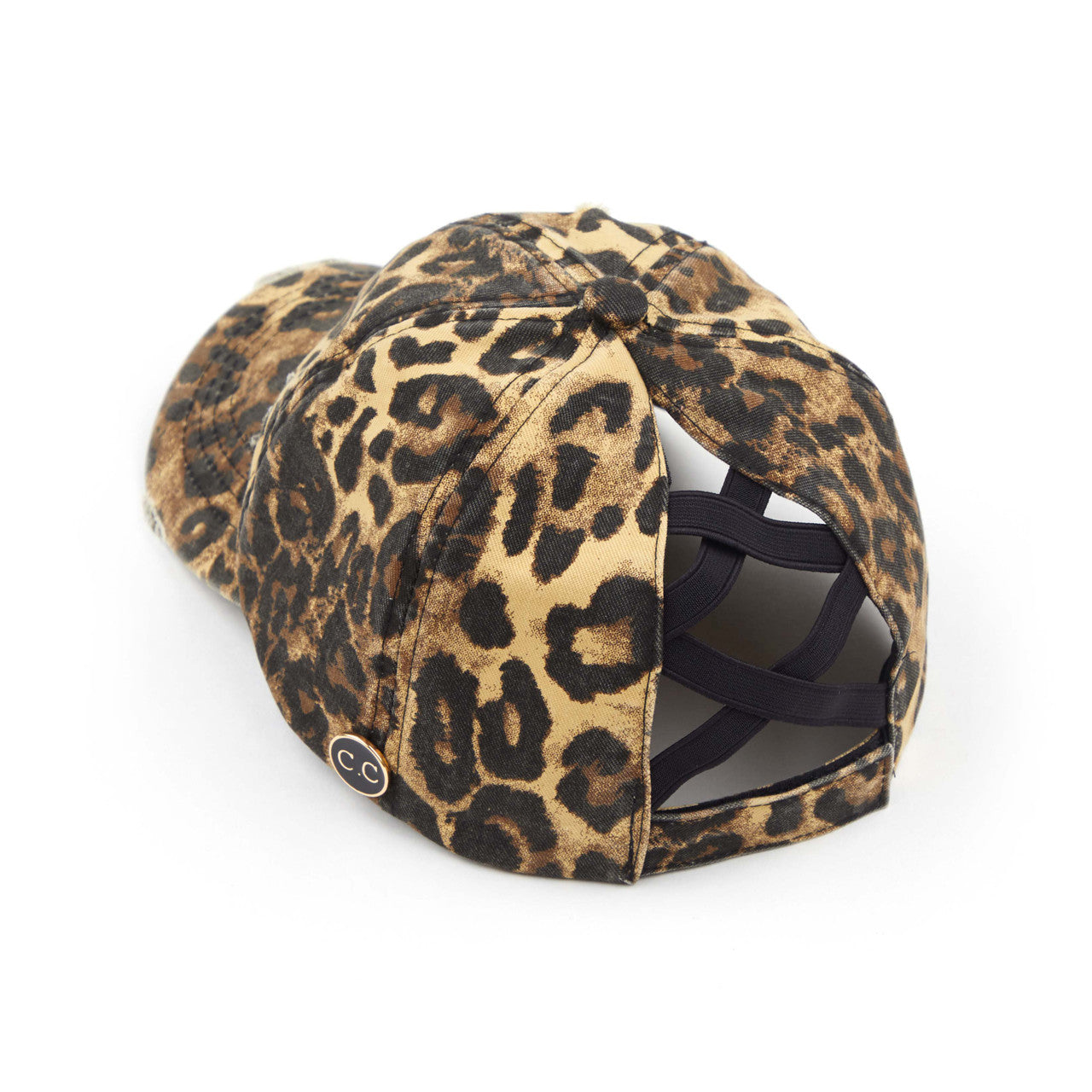 LeopardC.C BASEBALL PONYCAP is the perfect accessory for any sports enthusiast. Made with high-quality materials, this cap offers both style and functionality. With its comfortable fit and sleek design, it will keep you looking and feeling cool while you support your favorite team. Upgrade your game day look with the C.C BASEBALL PONYCAP.