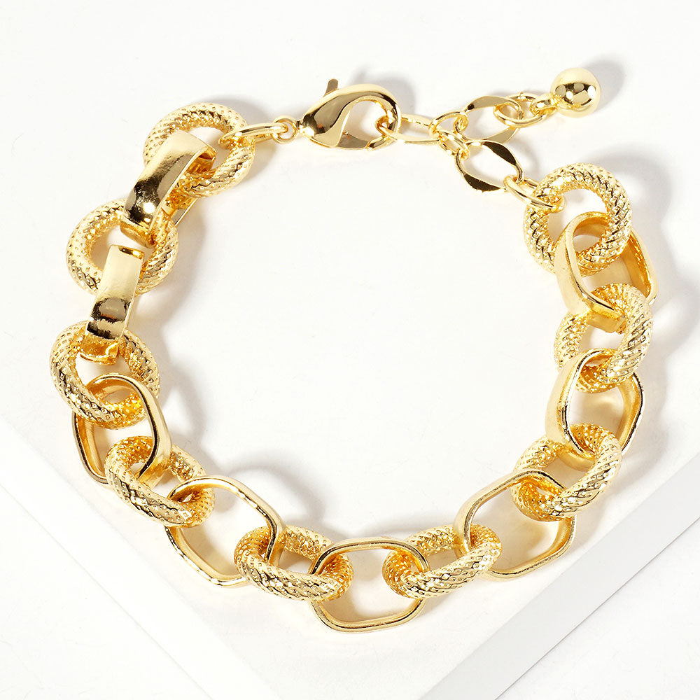 Madeline Love Gold Gold Dipped Textured Ring Link Chunky Chain Bracelet