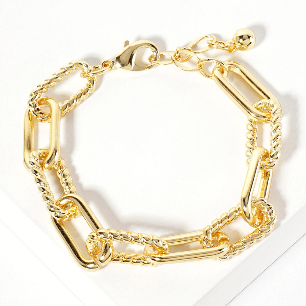 Madeline Love Gold Gold Dipped Textured Oval Link Chain Bracelet