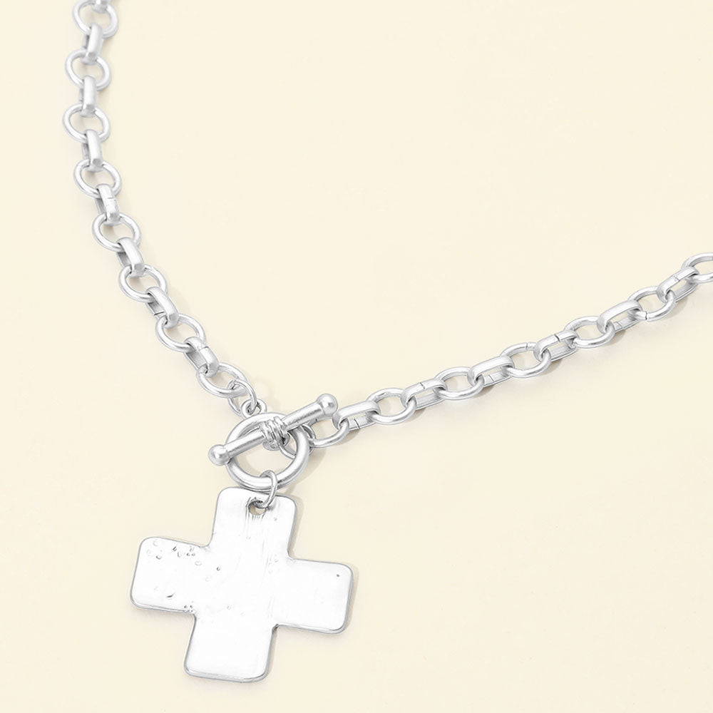 Madeline Love Matte Silver Hammered Metal Cross Pendant Chunky Chain Toggle Necklace