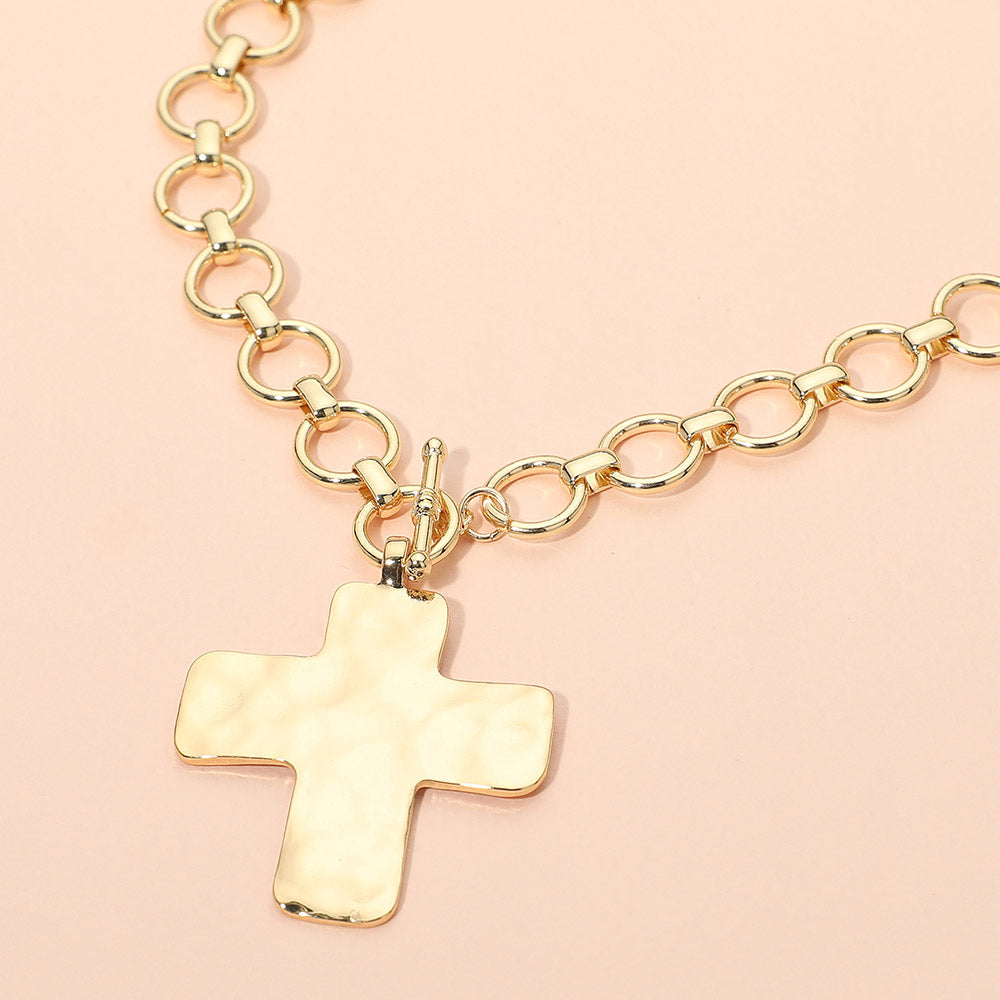 Madeline Love Gold Hammered Metal Cross Pendant Chunky Chain Toggle Necklace