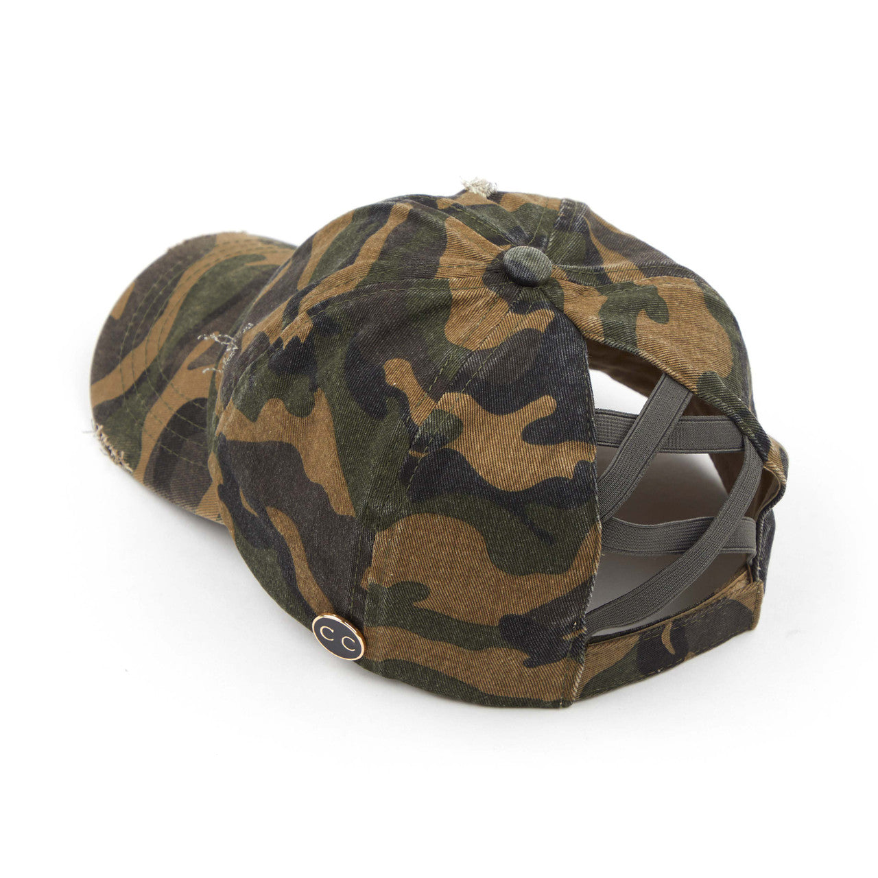 OliveCamo C.C BASEBALL PONYCAP is the perfect accessory for any sports enthusiast. Made with high-quality materials, this cap offers both style and functionality. With its comfortable fit and sleek design, it will keep you looking and feeling cool while you support your favorite team. Upgrade your game day look with the C.C BASEBALL PONYCAP.