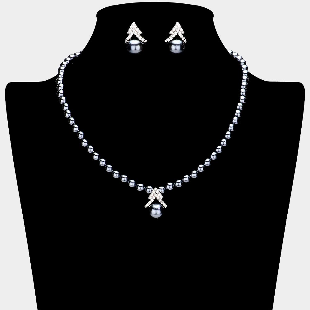 Madeline Love Hematite, Silver Pearl Pendant Pointed Necklace