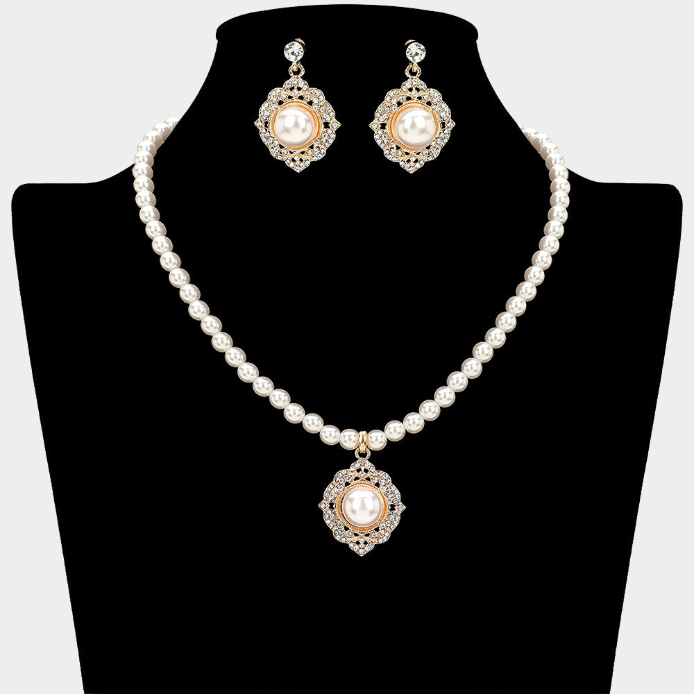 Madeline Love Cream, Gold Vintage Pearl Pendant Necklace - Necklaces