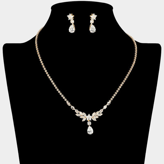 Madeline Love Clear, Gold Star CZ Custer Accent Teardrop Cluster Rhinestone Necklace