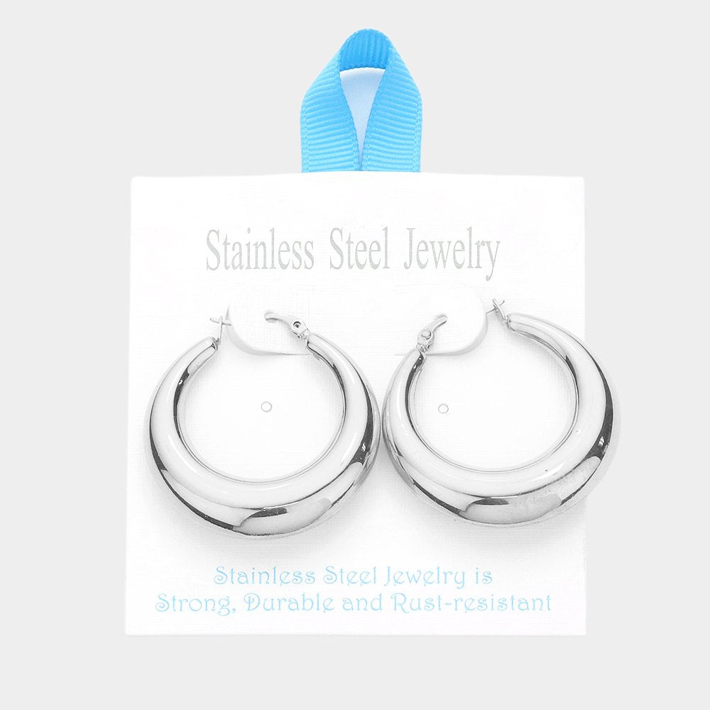 Rhodium Stainless Steel 1.5 Inch Metal Hoop Pin Catch Earrings are expertly crafted for durability and longevity. Made with high-quality stainless steel and featuring a secure pin catch design, these earrings are perfect for everyday wear. Enjoy the timeless elegance of a classic hoop earring with the added benefits of a strong and sturdy material.