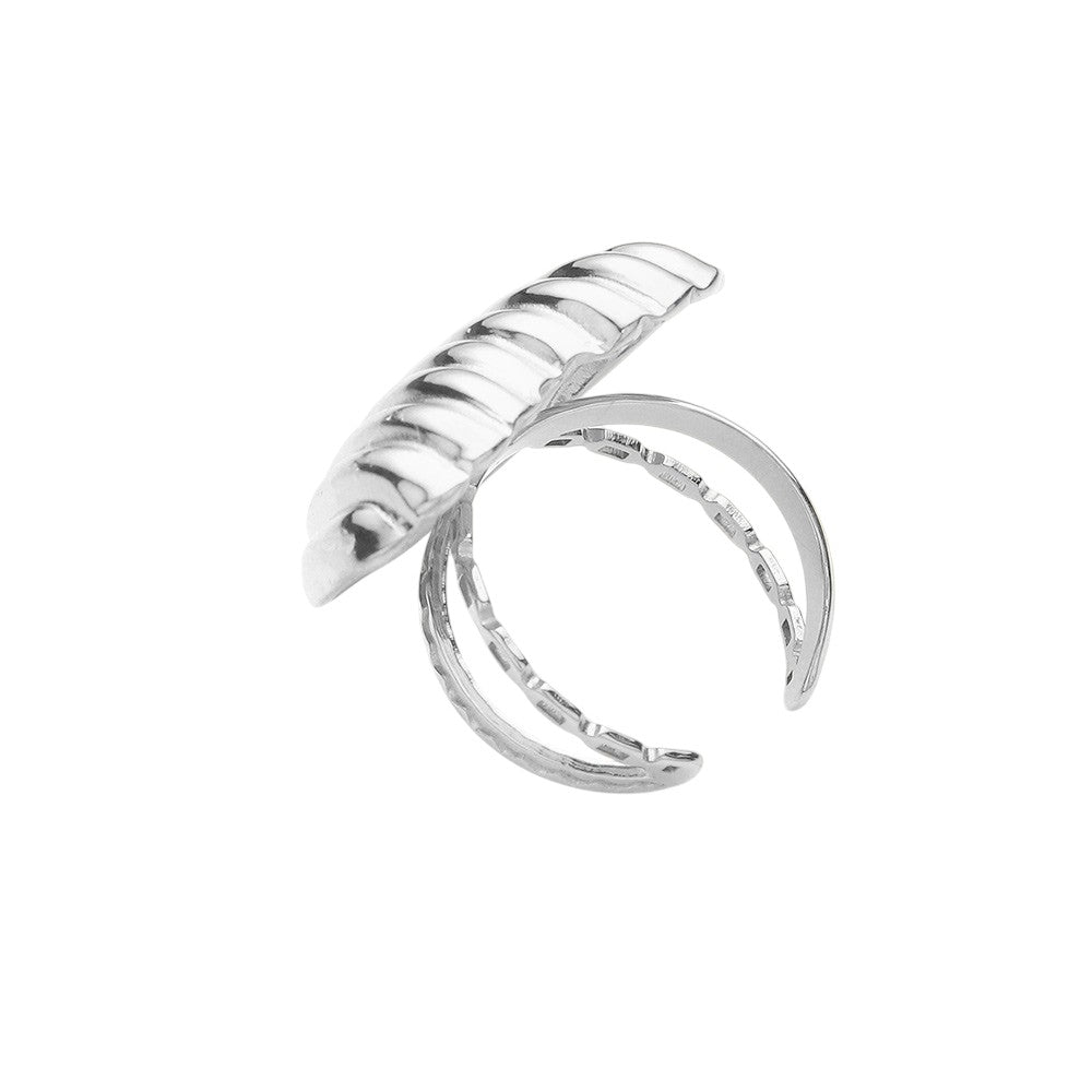 Silver Stainless Steel Ribbed Heart Adjustable Ring offers a stylish and durable option for everyday wear. Crafted from high-quality stainless steel, this ring features a ribbed design and an adjustable band for a comfortable fit. Perfect as a gift or a personal accessory, this ring is a versatile addition to any jewelry collection. 