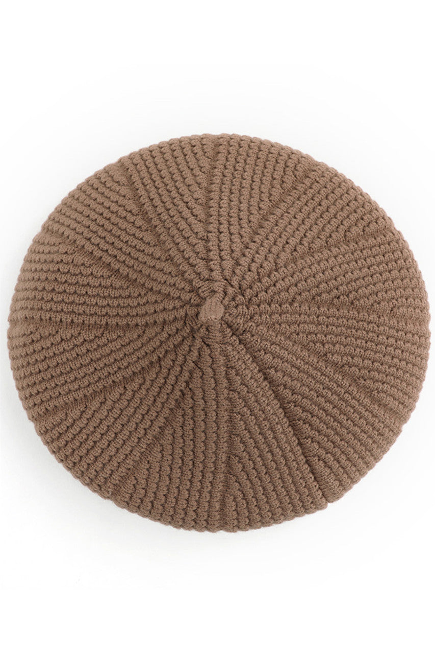
Taupe C.C. Scalloped Wave Pattern Beret features distinctive wave texturing for dimensional appeal. Precision-knit with premium materials for optimal comfort and durability. The classic beret silhouette with contemporary scalloped detailing offers versatile styling options for both casual and elevated looks.
