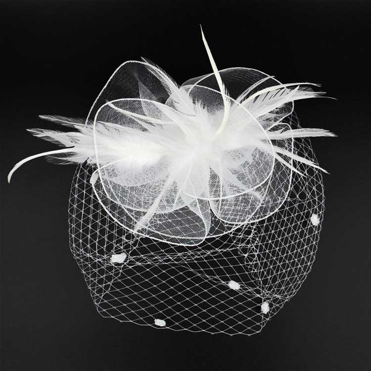 White Feather Mesh Flower Fascinator Headband, will take your outfit to the next level. Crafted with intricate mesh flowers, this accessory is perfect for adding a touch of elegance to your look. The feather detailing provides a unique texture, making it a piece of statement. Perfect for any occasion or as an exquisite gift.