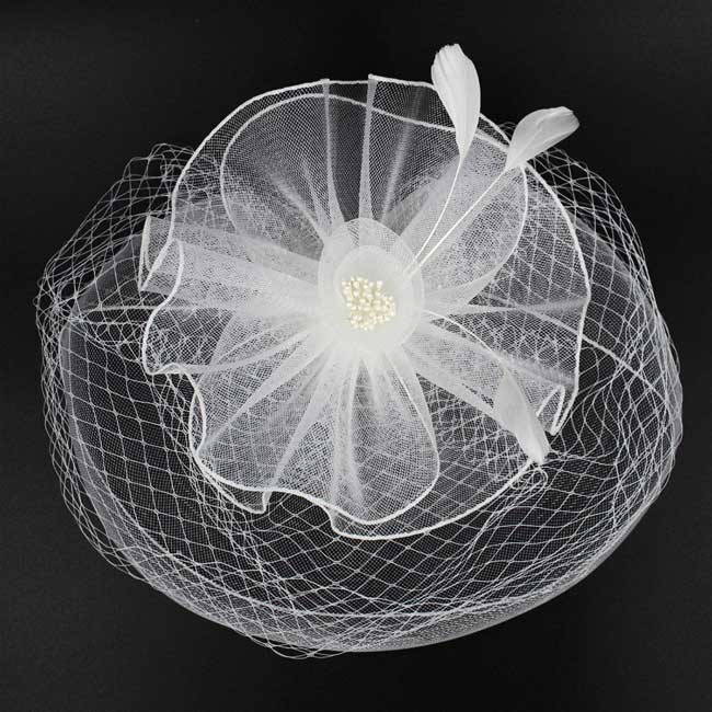 White Feather Mesh Flower Fascinator Headband, with its luxurious yet lightweight composition. Crafted with high-quality materials, the headband features a feather mesh flower, making it the perfect accessory for any outfit. The headband adds a touch of sophistication. Perfect gift choice for loved ones on any day.