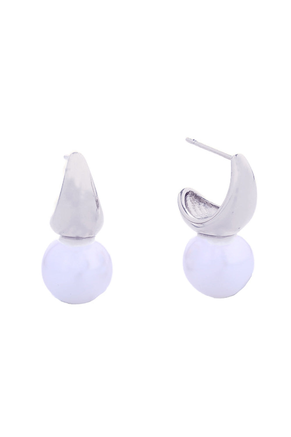 White Gold Elegant crescent moon post earrings featuring lustrous white pearls with 14K gold dipping. Crafted from hypoallergenic brass, these delicate studs are perfect for everyday wear and sensitive ears. Each earring measures 1.5cm in diameter, offering a subtle yet sophisticated look. Lead and nickel compliant for peace of mind. A timeless addition to any jewelry collection.