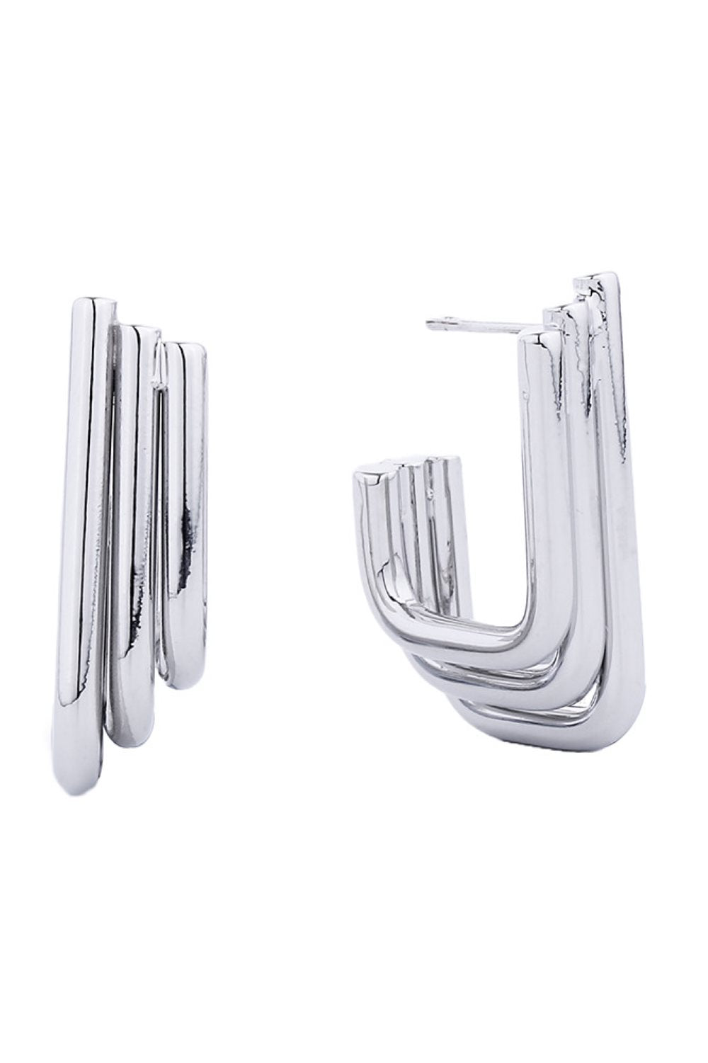 White GOld Timeless post earrings featuring a stunning 14K gold and white dipped finish on hypoallergenic brass. The petite 1.4cm diameter makes them ideal for layering or wearing solo. Safe for sensitive ears completely lead and nickel free. Effortlessly chic for any occasion, from casual days to elegant evenings.