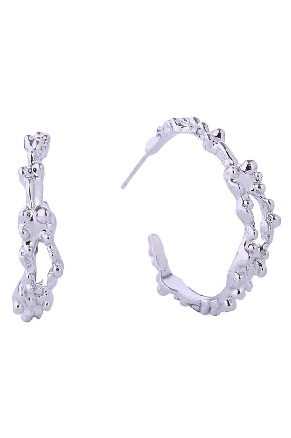 White Gold Elevate your everyday look with these timeless 14K Gold and White Gold dipped hoop earrings. Featuring a sophisticated grain texture finish, these 3.5cm hoops offer understated elegance with modern appeal. Crafted from hypoallergenic brass, they're gentle on sensitive skin and designed for all-day comfort.