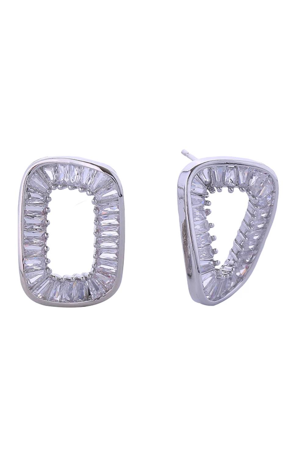 White Gold Elegant 14K gold and white dipped hollow oval post earrings featuring sparkling cubic zirconia pavé detailing. Crafted from hypoallergenic brass, these 2cm diameter earrings are perfect for sensitive skin. Lead and nickel compliant for safe, everyday wear. The lightweight hollow design offers comfortable all-day styling with timeless sophistication.