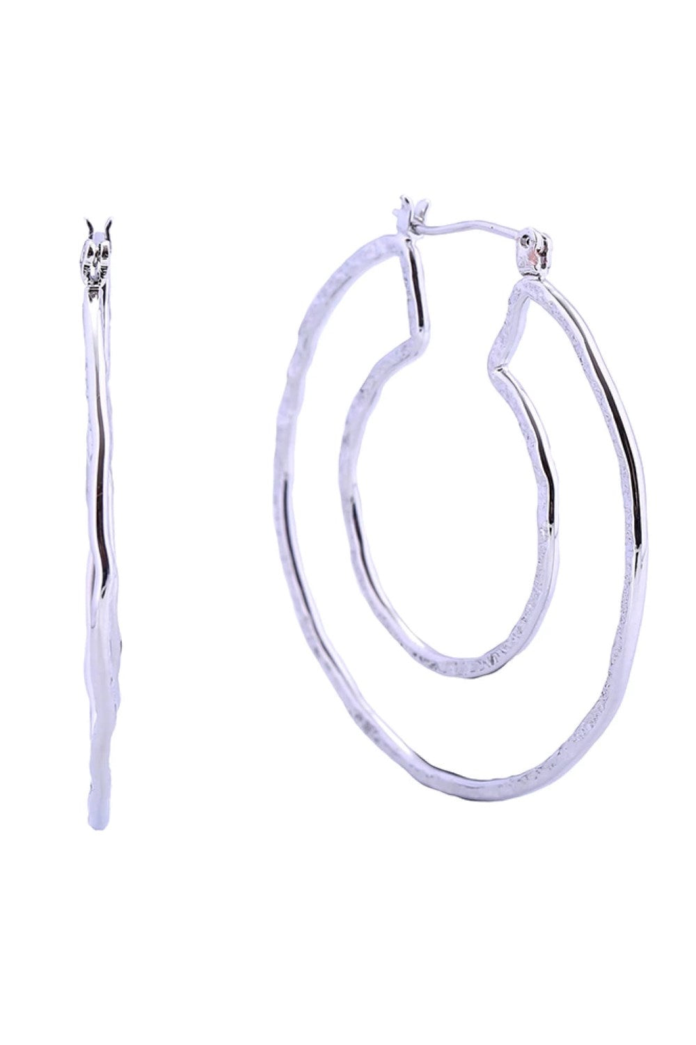 White Gold Elevate your everyday look with these stunning 14K Linear Hoop Pincatch Earrings. Crafted from hypoallergenic brass and dipped in luxurious 14K gold or white gold, these earrings combine elegance with comfort. Measuring 4.4cm in diameter, they offer a modern linear design that complements any style. Lead and nickel compliant for sensitive skin, and proudly made in Korea. Perfect for all-day wear without compromise.