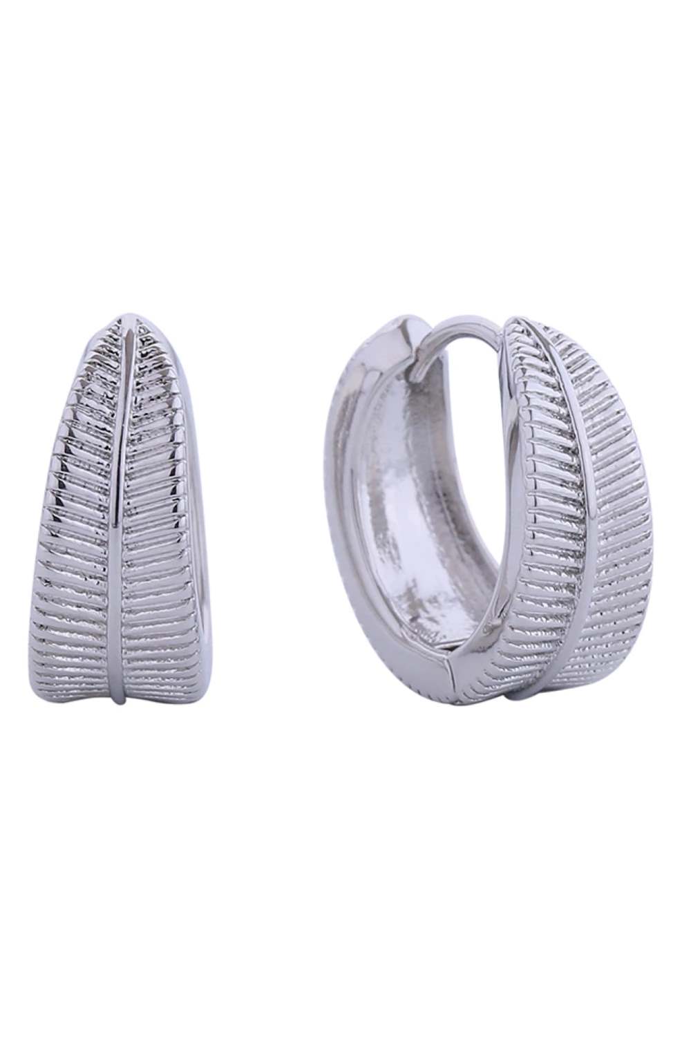 White Gold Elegant 14K ribbed double huggie hoop earrings designed for everyday wear and special occasions. Crafted from hypoallergenic brass, these earrings are gentle on sensitive skin and safe for all-day comfort. Featuring a classic ribbed texture and compact 1.6cm diameter, they offer a timeless look that complements any style. Lead and nickel compliant for peace of mind. Perfect for layering or wearing alone.