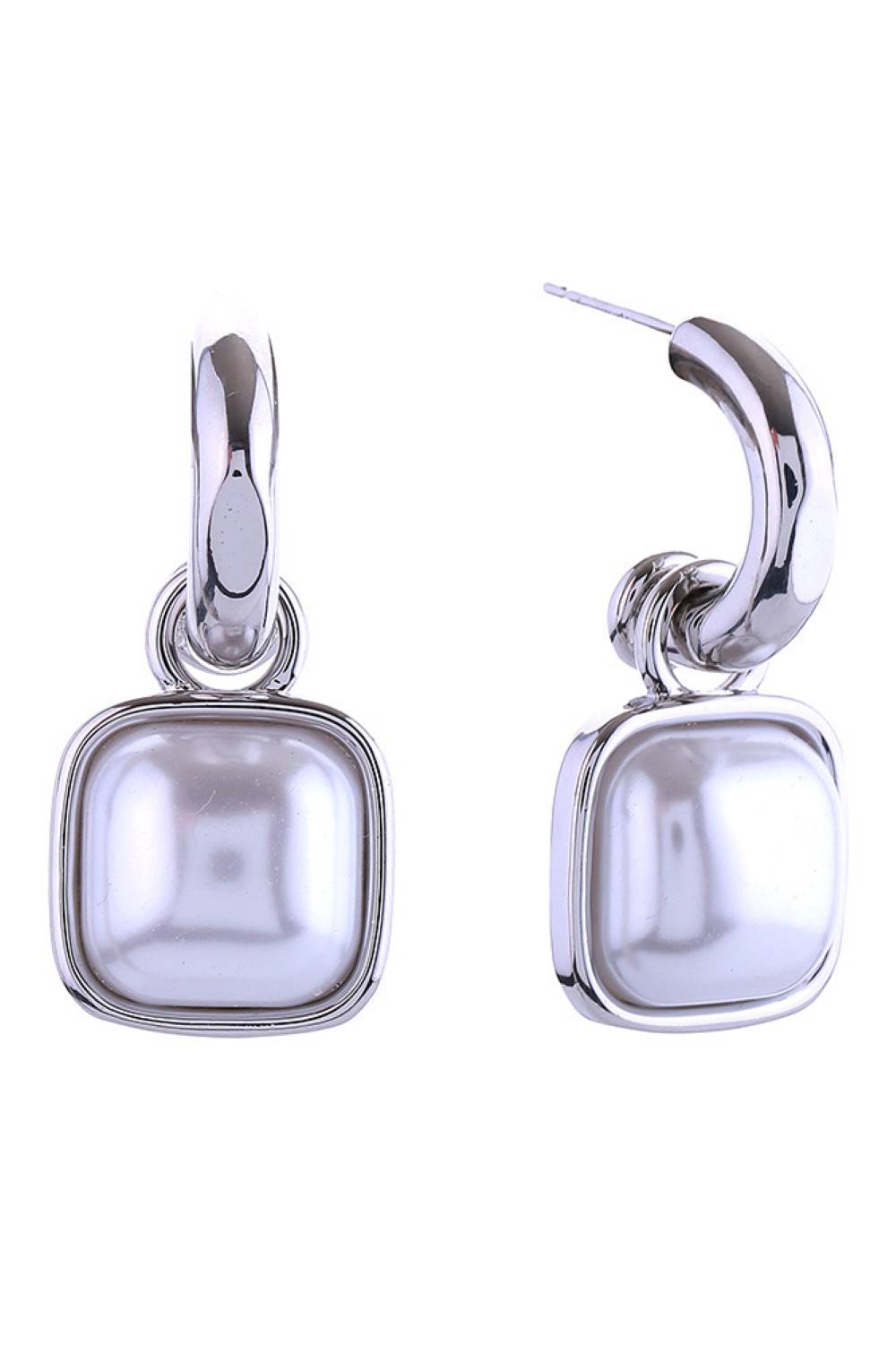 White Gold Elegant square pearl drop post earrings crafted with 14K gold and white dipped brass. Each earring measures 3.7cm in diameter, featuring lustrous pearls that catch the light beautifully. Hypoallergenic design makes them perfect for sensitive ears. Lead and nickel compliant for safe, worry-free wear. A timeless addition to any jewelry collection.