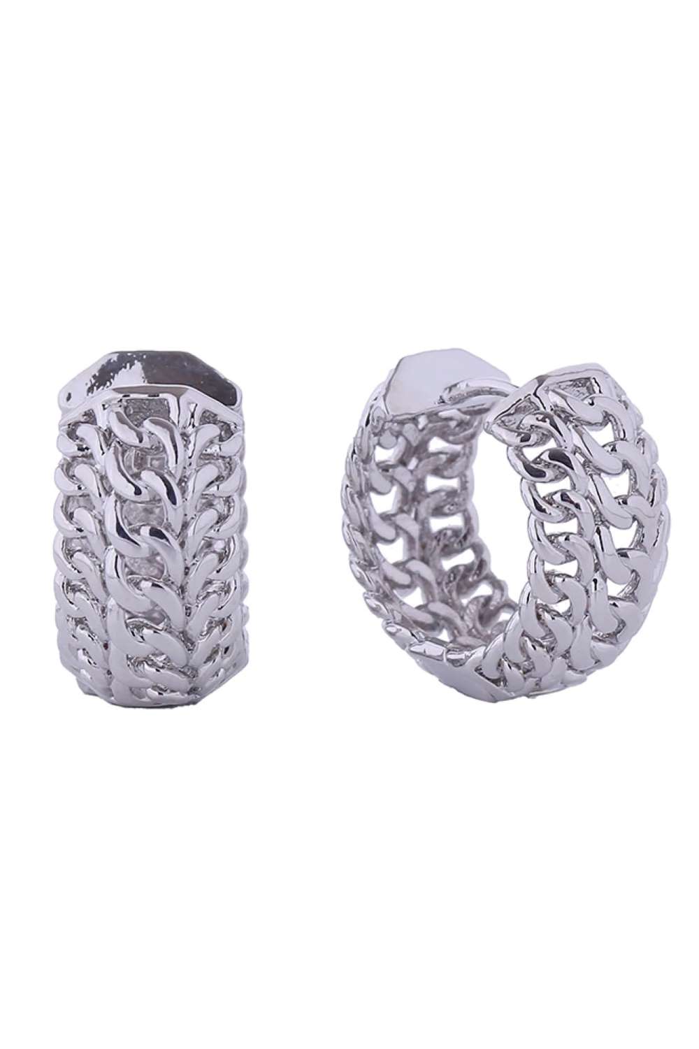 White Gold Delicate triple chain design meets everyday elegance with these 14K gold and white gold dipped huggie hoop earrings. Crafted from hypoallergenic brass, they're gentle on sensitive ears while maintaining a luxe appearance. At 1.8cm in diameter, these petite hoops offer the perfect balance of visibility and subtlety. Lead and nickel compliant for peace of mind. Expertly made in Korea, they're your go-to piece for layered styling or solo wear.