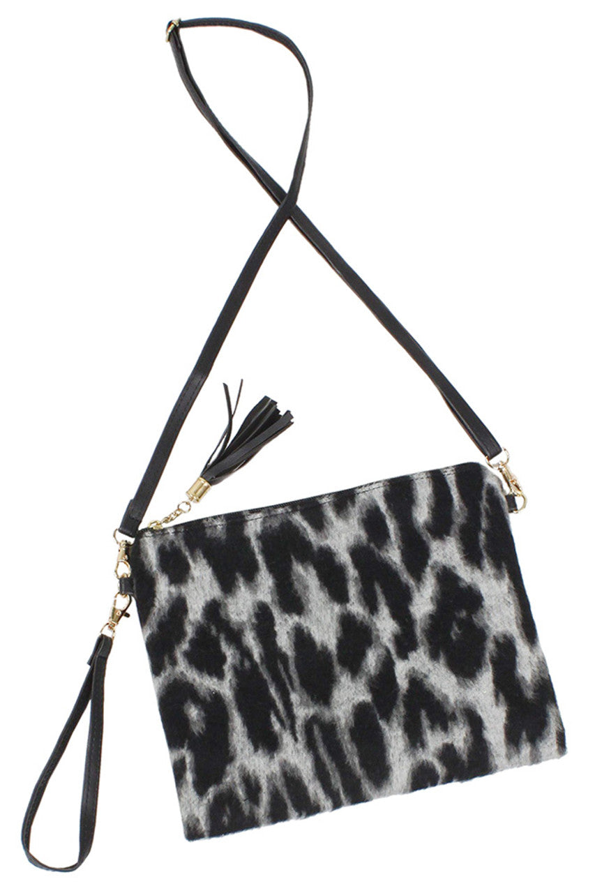 Crossbody bag offers a perfect balance of style and functionality. Designed for hands-free convenience, it features an adjustable strap for a customized fit and multiple compartments to keep essentials organized. Crafted from durable materials, it ensures long-lasting use while maintaining a sleek, professional appearance suitable for everyday wear or travel. Ideal for those seeking practicality without compromising on elegance.