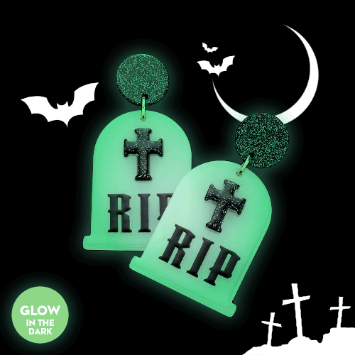 Be ready for a graveyard smash with these glow-in-the-dark RIP cross tomb earrings! Offering a unique style fit for any Halloween ghost with plenty of 'boo' factor, these little gems are sure to be the talk of the tomb! Perfect gift for Halloween, especially for your friends, family, loved ones.
