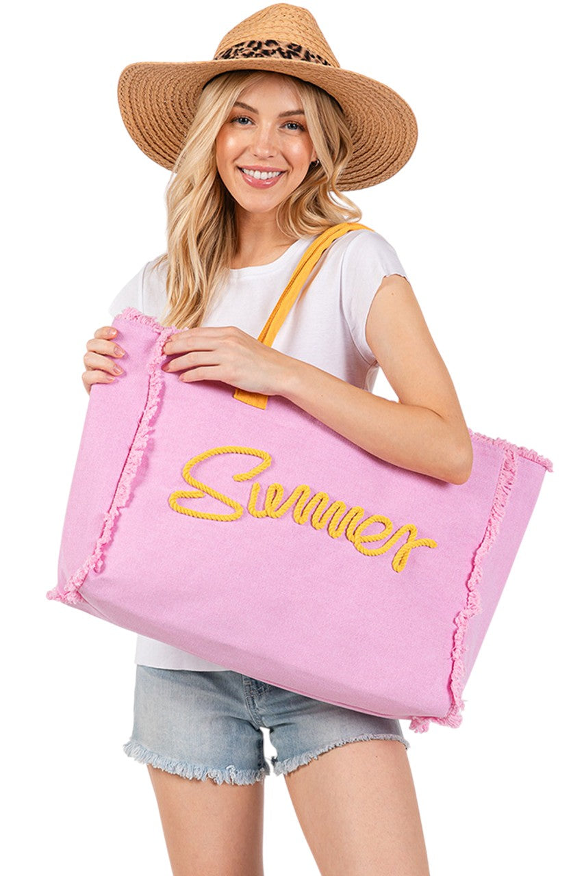 Purple Sewn Rope Summer Letter Fringed Canvas Bag combines durable canvas material with stylish rope detailing and fringed accents, offering both functionality and a trendy look. Its spacious interior is perfect for carrying essentials during warm-weather outings, while the sturdy rope handles ensure comfortable wear. Ideal for casual summer days, this bag adds a touch of effortless charm to your seasonal wardrobe.