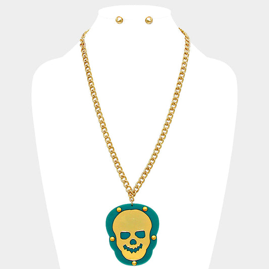 Green Skull rivet plate pendant necklace