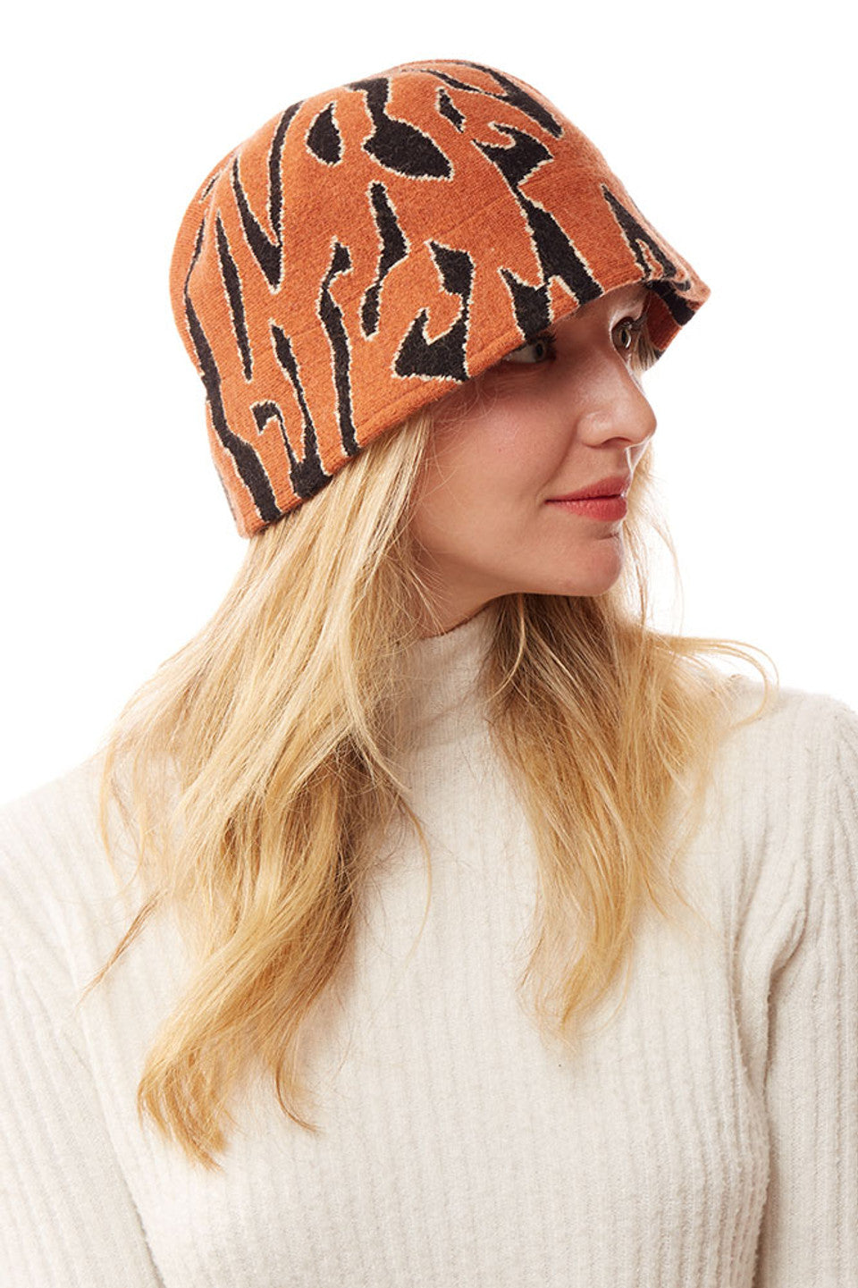 SOFT FABRIC LEOPARD BUCKET HAT - Coral - Bucket Hat