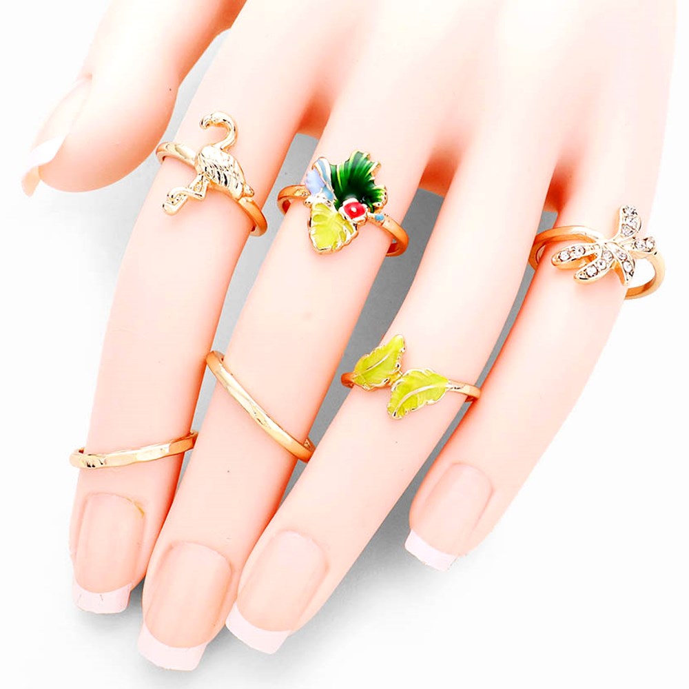 6pc Set - Crystal Embellished Flamingo Floral Leaf Metal Rings, add a sweet treat to your look, this set of rings will show your tropical and fruity side ideal for any summer get together and embrace the beauty of nature and add the perfect pop of detail to your look. • Color: Gold • Theme: Animal, Flamingo, Flower/Leaf, Fruits/Food • Size : 0.1" H - 0.7" H