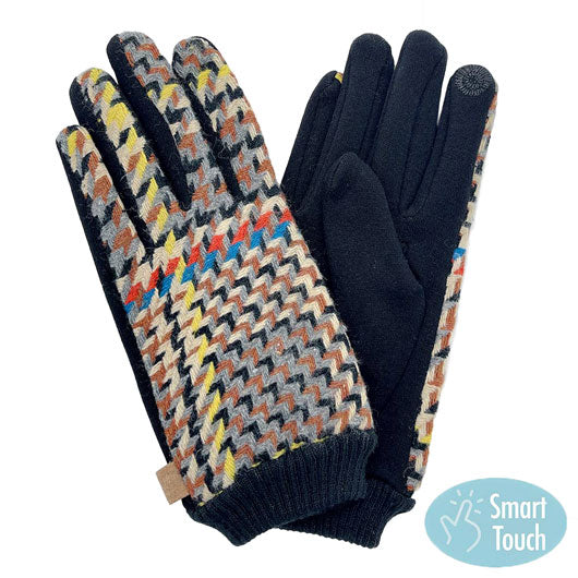 Beige Smart Touch Winter Houndstooth Patterned Smart Gloves. Before running out the door into the cool air, you’ll want to reach for these toasty gloves to keep your hands incredibly warm. Accessorize the fun way with these gloves, it's the autumnal touch you need to finish your outfit in style. Awesome winter gift accessory