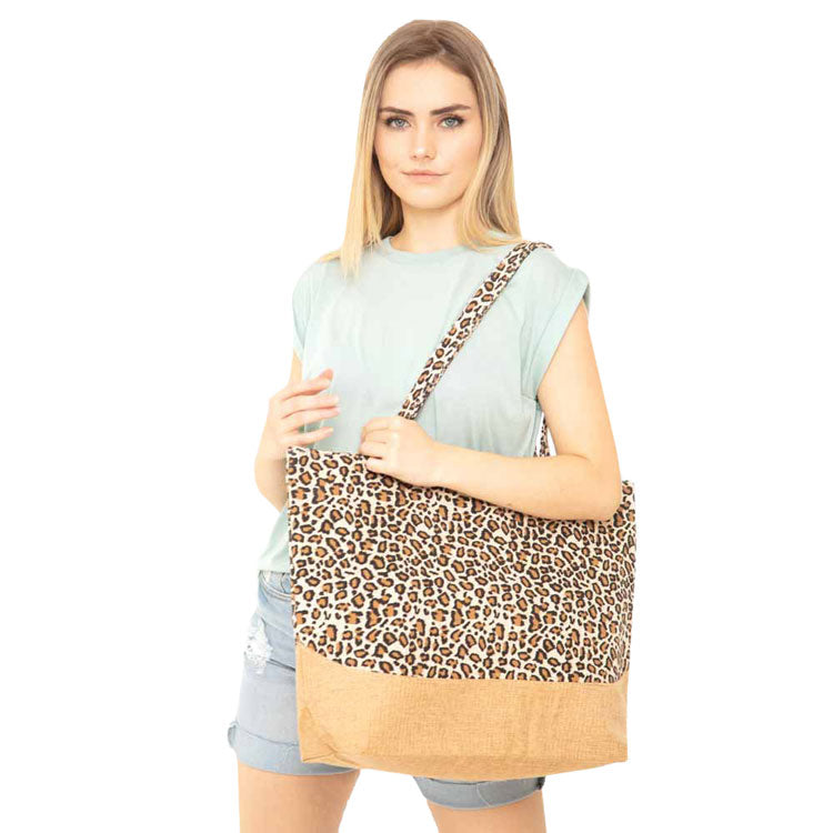 Brown Leopard Print Jute Tote Bag, Look like the ultimate fashionista with these Tote Bag! Add something special to your outfit! This fashionable bag will be your new favorite accessory. Perfect Birthday Gift, Anniversary Gift, Mother's Day Gift, Graduation Gift, Valentine's Day Gift.