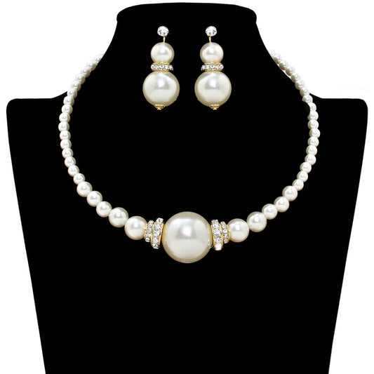 Cream Pearl Necklace, get ready with this pearl necklace to receive the best compliments on any special occasion. Put on a pop of color to complete your ensemble and make you stand out on special occasions. Awesome gift for birthdays, anniversaries, Valentine‚Äö√Ñ√¥s Day, or any special occasion.