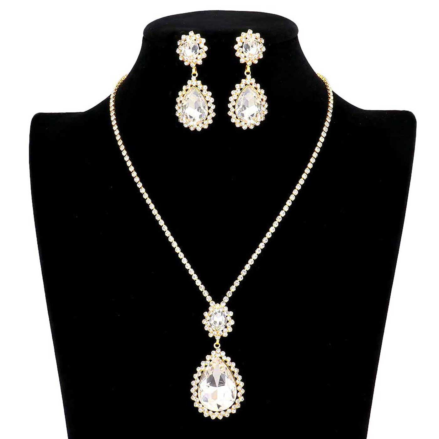 Gold Teardrop Accented Rhinestone Necklace. These gorgeous rhinestone pieces will show your class in any special occasion. The elegance of these rhinestone goes unmatched, great for wearing at a party! Perfect jewelry to enhance your look. Awesome gift for birthday, Anniversary, Valentine’s Day or any special occasion.