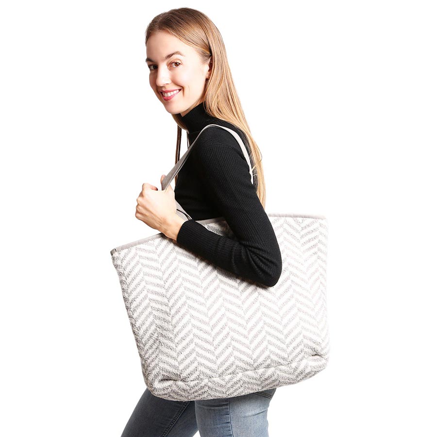 Gray Herringbone Tote Bag, This beautiful trendy bag design gives you the ability to highlight and contrast many different outfits. The shoulder tote bag large enough to hold all your daily needs. Soft and stylish, cute tote with geometric print is full of personality, very fresh and unique; As a fashion statement, goes well with heels and skinny jeans in spring, fall and winter.