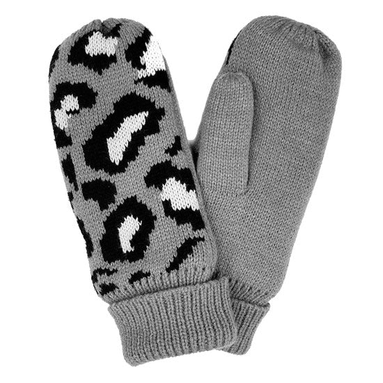 Gray Leopard Patterned Mitten Fleece Lining Gloves. Before running out the door into the cool air, you’ll want to reach for these toasty gloves to keep your head incredibly warm. Accessorize the fun way with these gloves, it's the autumnal touch you need to finish your outfit in style. Awesome winter gift accessory!
