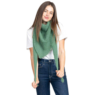 Green Plain Solid Triangle Scarf Shawl, this timeless scarf shawl is Soft, Lightweight, and Breathable Fabric, Close to the Skin, and Comfortable to Wear. Great to wear daily in the cold winter to protect you against the chill. It amplifies the glamour with a plush material that feels amazing snuggled up against your cheeks. It gives a lot of options to dress up your attire. It goes well with any outfit from jeans and a tee to work trousers and a sweater.