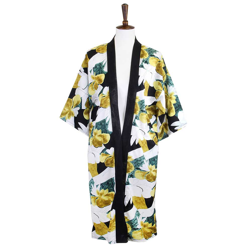 Green Tropical Printed Half Sleeves Cover Up Kimono Poncho, on trend & fabulous, a luxe addition to any weather ensemble. The perfect accessory, luxurious, trendy, super soft chic capelet, keeps you warm and toasty. You can throw it on over so many pieces elevating any casual outfit! Perfect Gift for Wife, Mom, Birthday, Holiday, Anniversary, Fun Night Out.