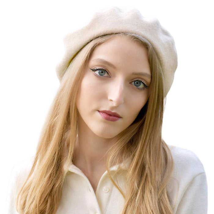 Ivory Solid Beret Hat, this Solid Beret Hat is made with care and love from very soft and warm yarn. Wear it to lend a modern liveliness above a raincoat on trans-seasonal days in the city. Trendy and beautiful hat that amps up your outlook Birthday Gift , Christmas Gift , Anniversary Gift, Regalo Navidad, Regalo Cumpleanos, Valentine's Day Gift.