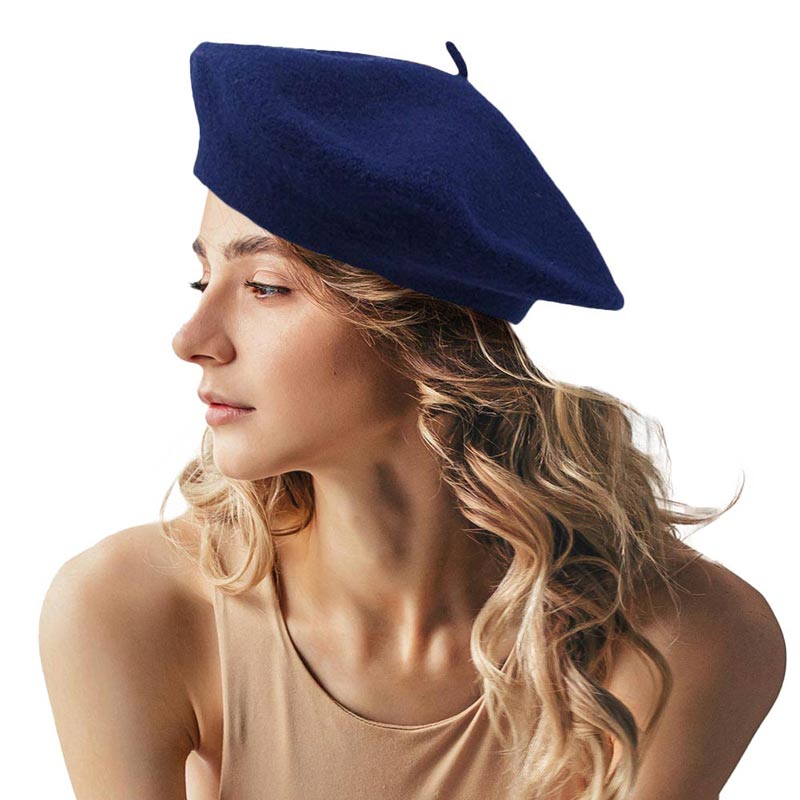 Navy Solid Beret Hat, this Solid Beret Hat is made with care and love from very soft and warm yarn. Wear it to lend a modern liveliness above a raincoat on trans-seasonal days in the city. Trendy and beautiful hat that amps up your outlook Birthday Gift , Christmas Gift , Anniversary Gift, Regalo Navidad, Regalo Cumpleanos, Valentine's Day Gift.
