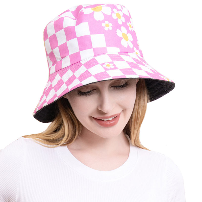 Pink Flower Pointed Checkerboard Patterned Bucket Hat, Keep your styles on even when you are relaxing at the pool or playing at the beach. Large, comfortable, and perfect for keeping the sun off of your face, neck, and shoulders. Perfect gifts for weddings, anniversaries, Mardi Gras, Valentine’s Day, or any occasion.