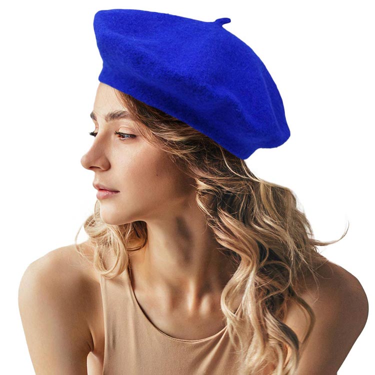 Royal Blue Solid Beret Hat, this Solid Beret Hat is made with care and love from very soft and warm yarn. Wear it to lend a modern liveliness above a raincoat on trans-seasonal days in the city. Trendy and beautiful hat that amps up your outlook Birthday Gift , Christmas Gift , Anniversary Gift, Regalo Navidad, Regalo Cumpleanos, Valentine's Day Gift.