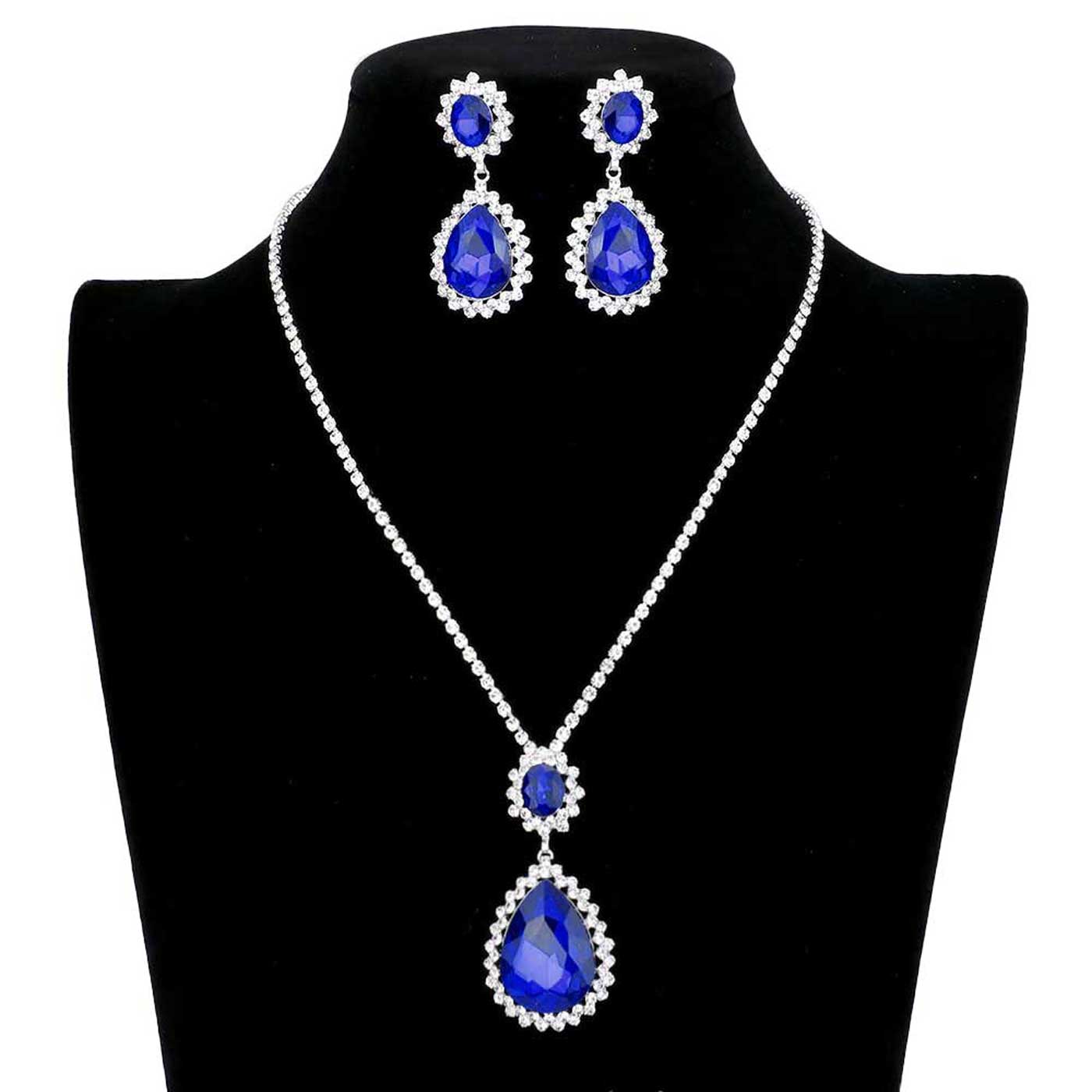 Sapphire Teardrop Accented Rhinestone Necklace. These gorgeous rhinestone pieces will show your class in any special occasion. The elegance of these rhinestone goes unmatched, great for wearing at a party! Perfect jewelry to enhance your look. Awesome gift for birthday, Anniversary, Valentine’s Day or any special occasion.