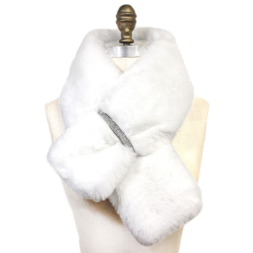 White Faux Fur Bling Pull Through Scarf, delicate, warm, on trend & fabulous, a luxe addition to any cold-weather ensemble. Great for daily wear in the cold winter to protect you against chill, classic infinity-style scarf & amps up the glamour with plush material that feels amazing snuggled up against your cheeks.